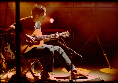 Op de bank met Skate Bush en Marijn Filius